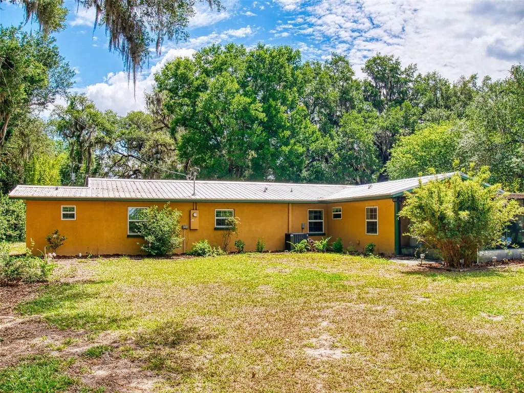 2713 Cr 776 Webster FL 33597