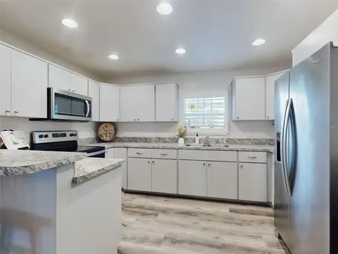 2713 Cr 776 Webster FL 33597
