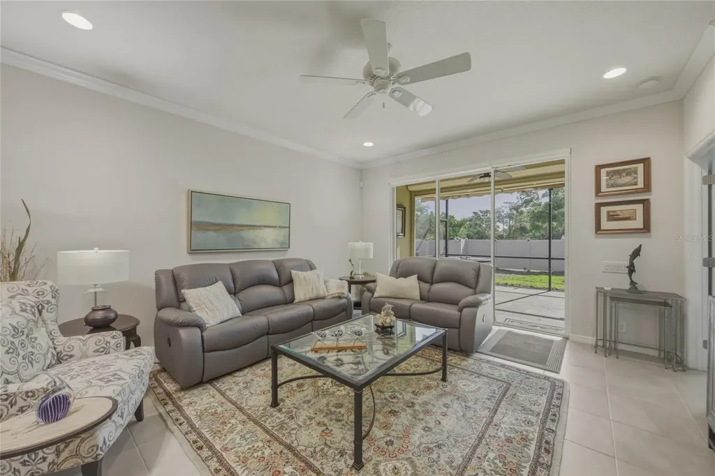 8017 Pine Crest Street Seminole FL 33777