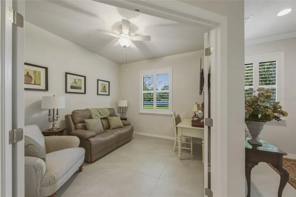 8017 Pine Crest Street Seminole FL 33777