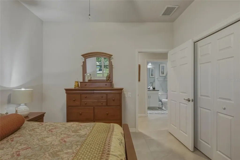 8017 Pine Crest Street Seminole FL 33777