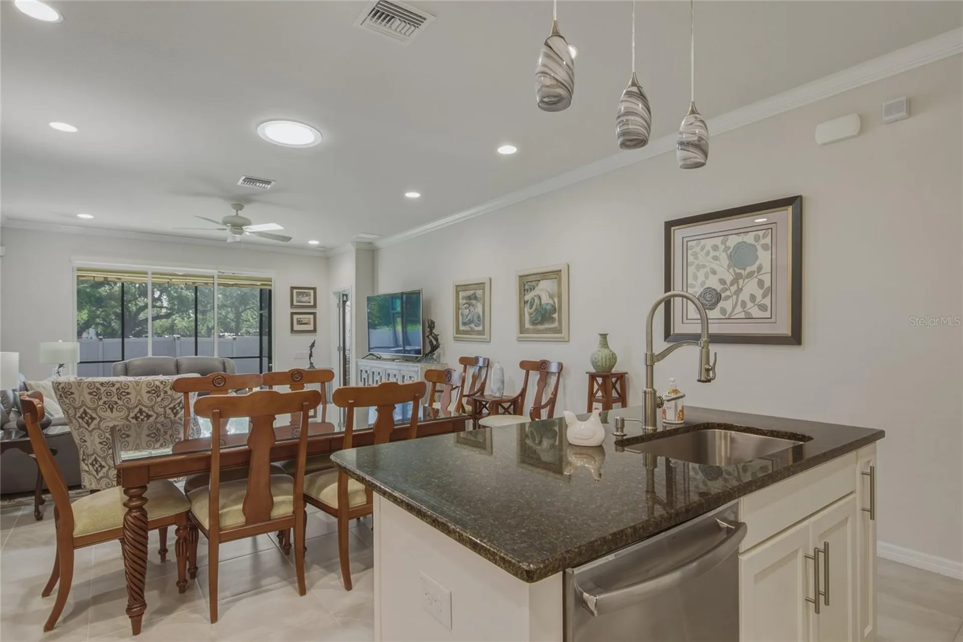 8017 Pine Crest Street Seminole FL 33777