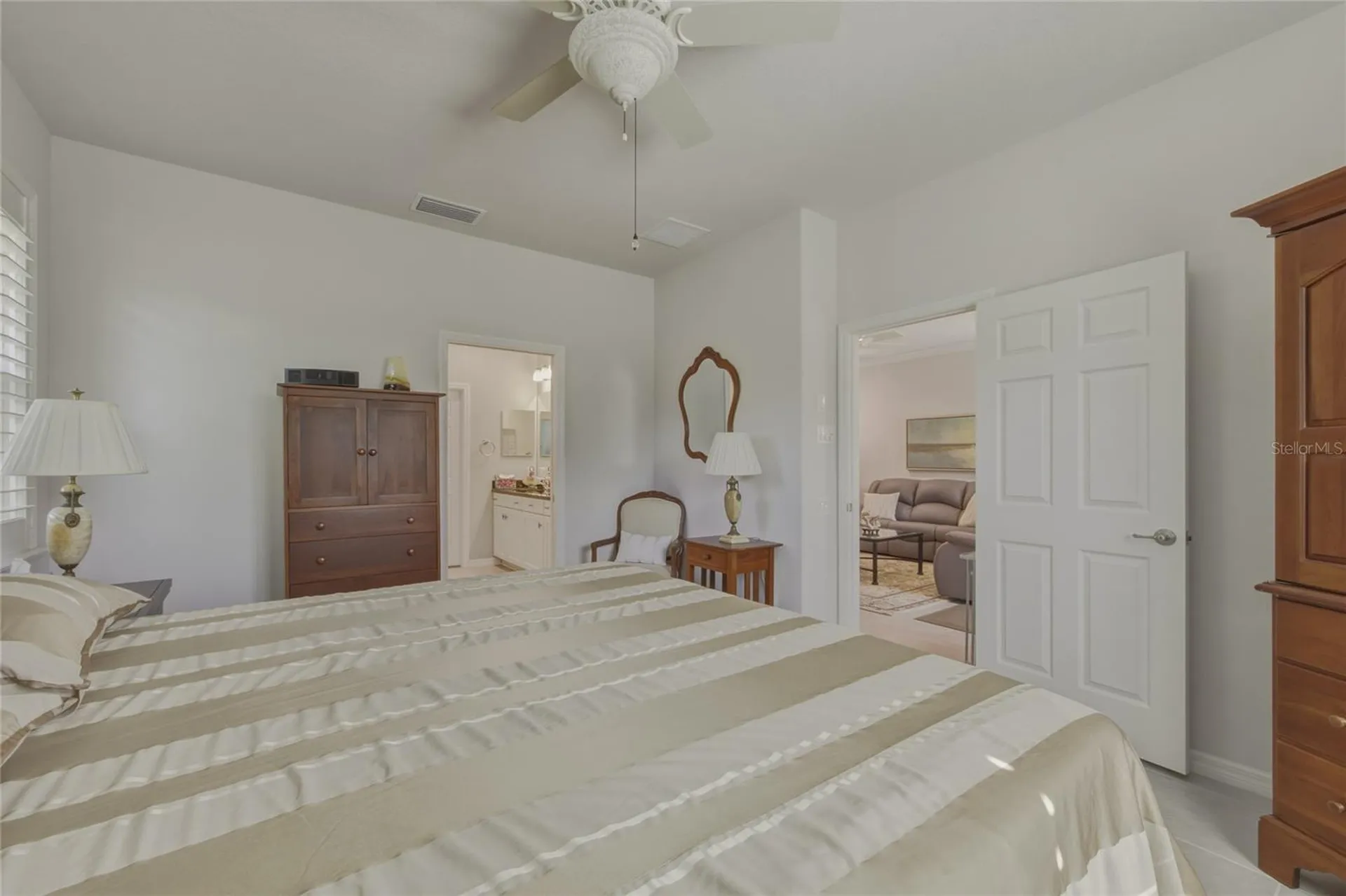 8017 Pine Crest Street Seminole FL 33777