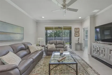 8017 Pine Crest Street Seminole FL 33777