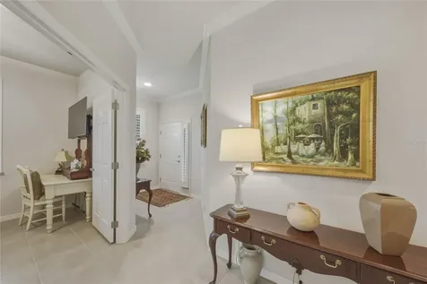 8017 Pine Crest Street Seminole FL 33777