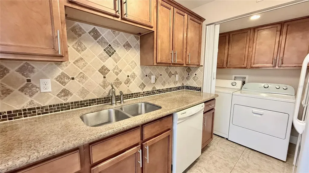 524 Orange Drive Altamonte Springs FL 32701