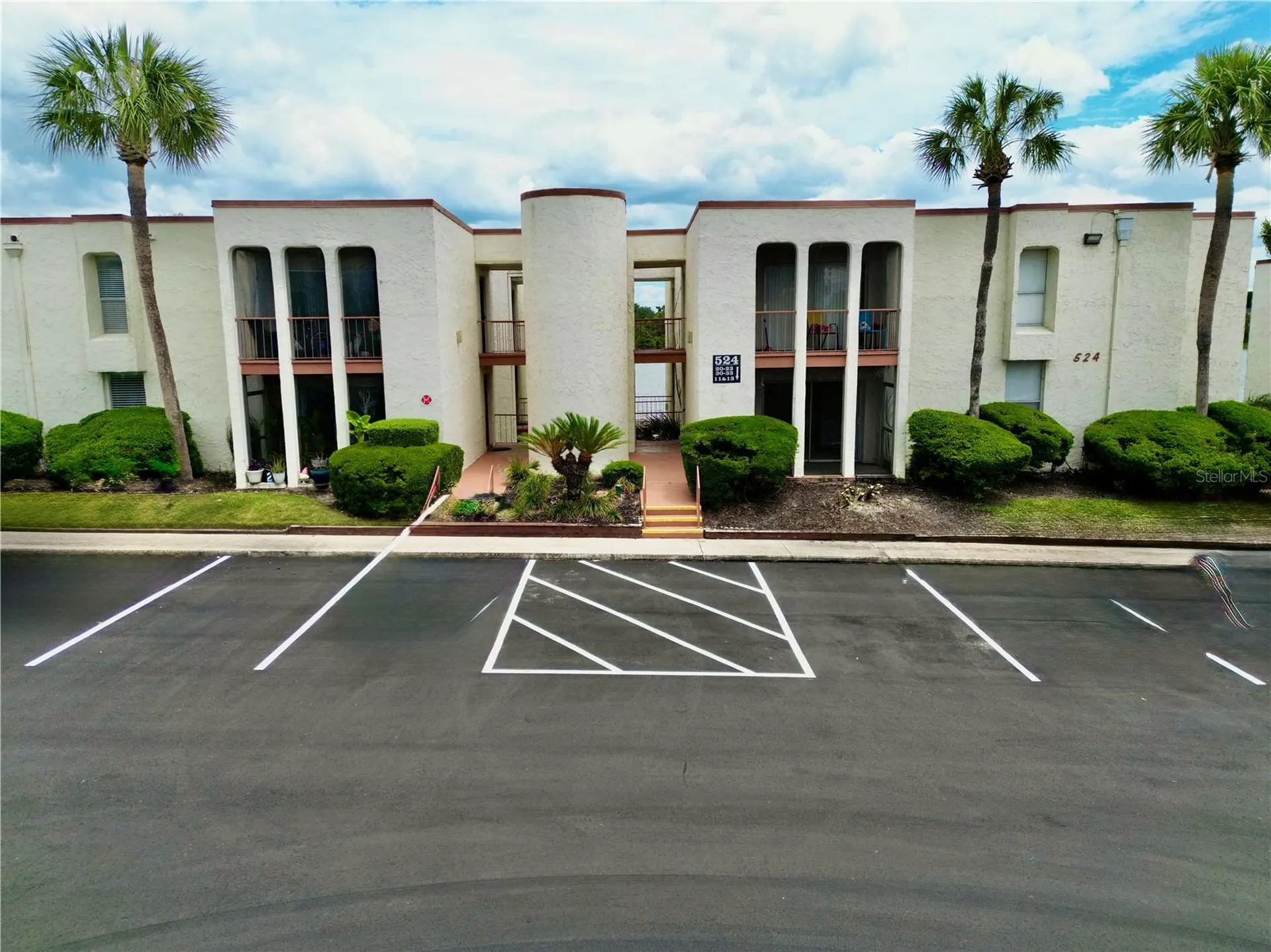 524 Orange Drive Altamonte Springs FL 32701