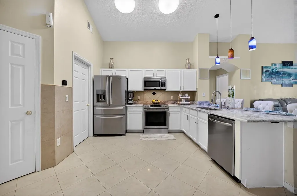 4524 Settlement Circle Orlando FL 32818