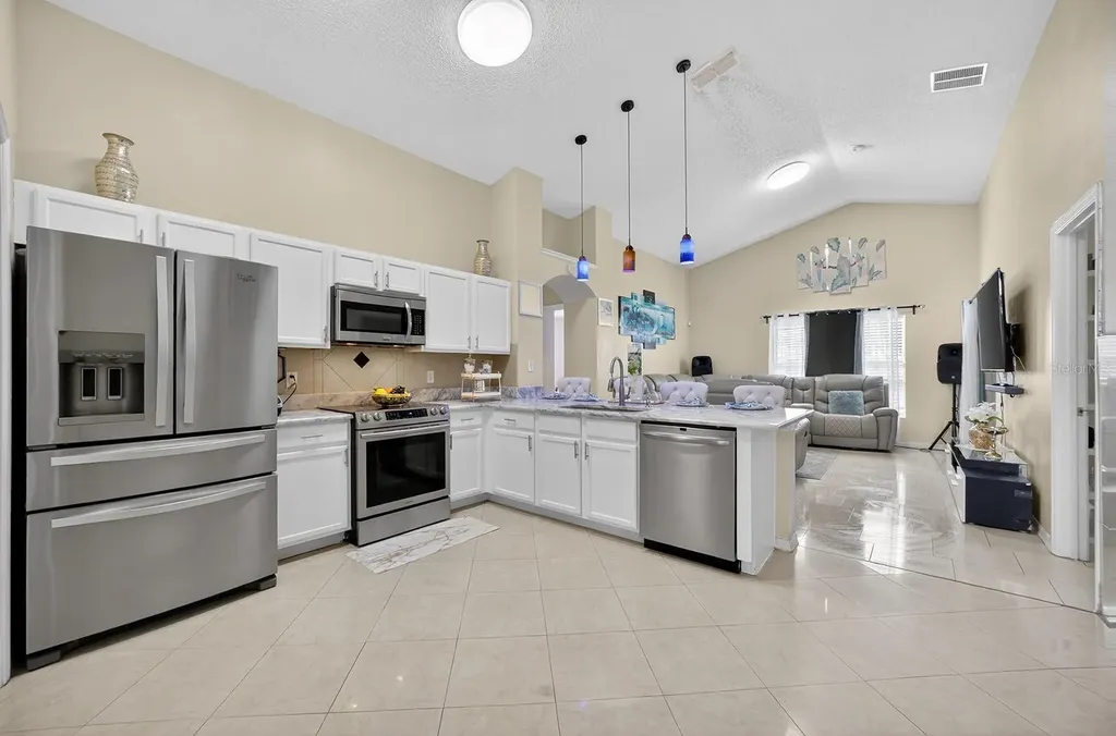 4524 Settlement Circle Orlando FL 32818