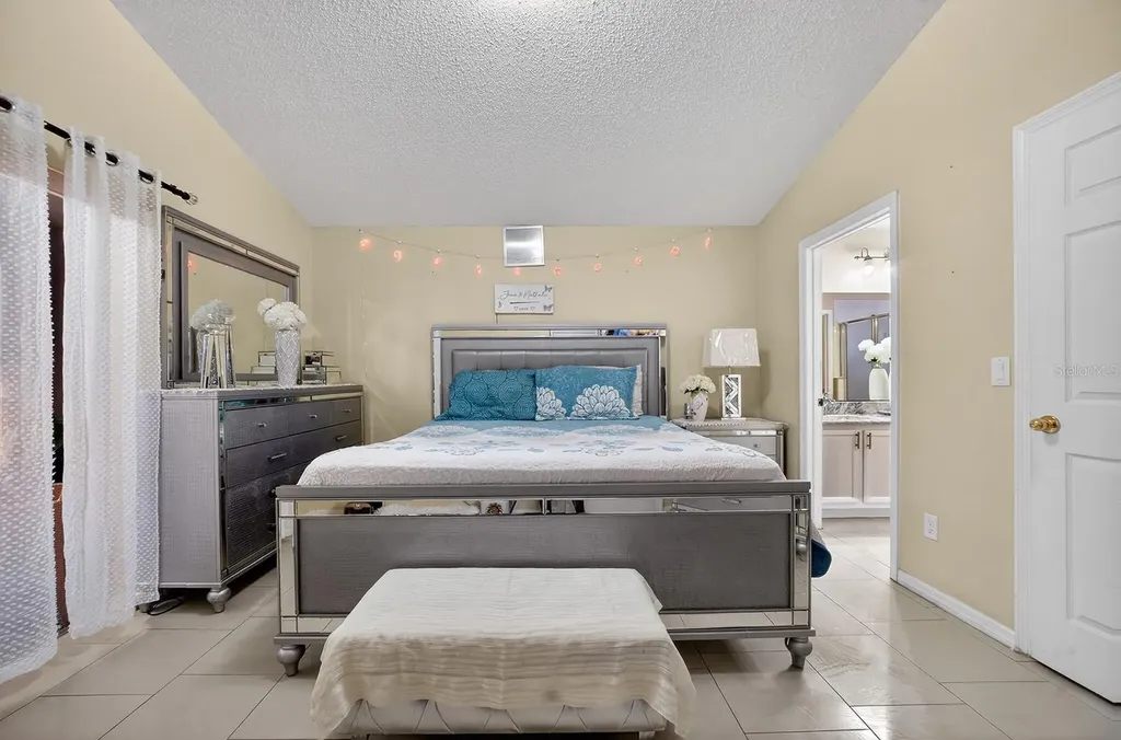 4524 Settlement Circle Orlando FL 32818