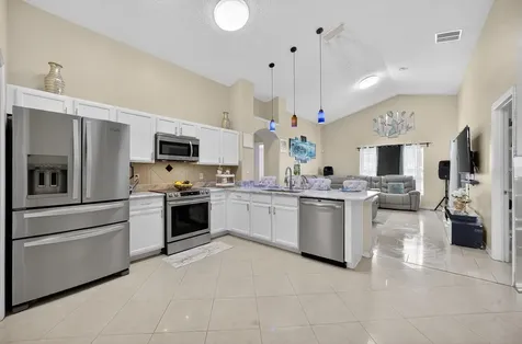 4524 Settlement Circle Orlando FL 32818