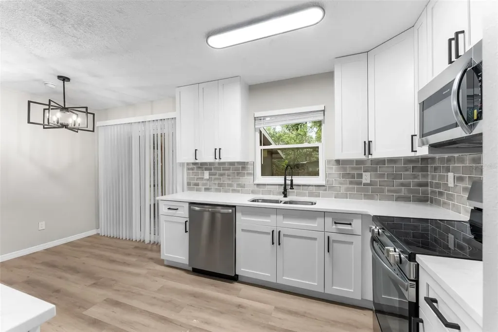 4201 NW 14th Place Gainesville FL 32605