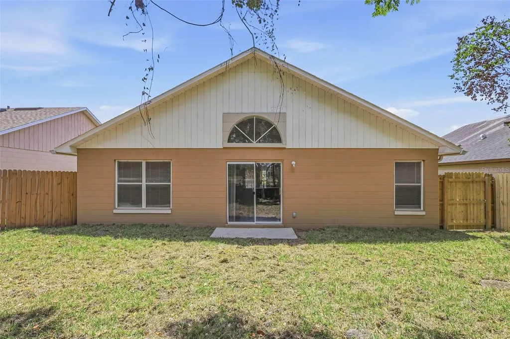 124 Kelly Circle Sanford FL 32773