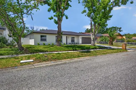 4430 Ranchwood Lane Tampa FL 33624