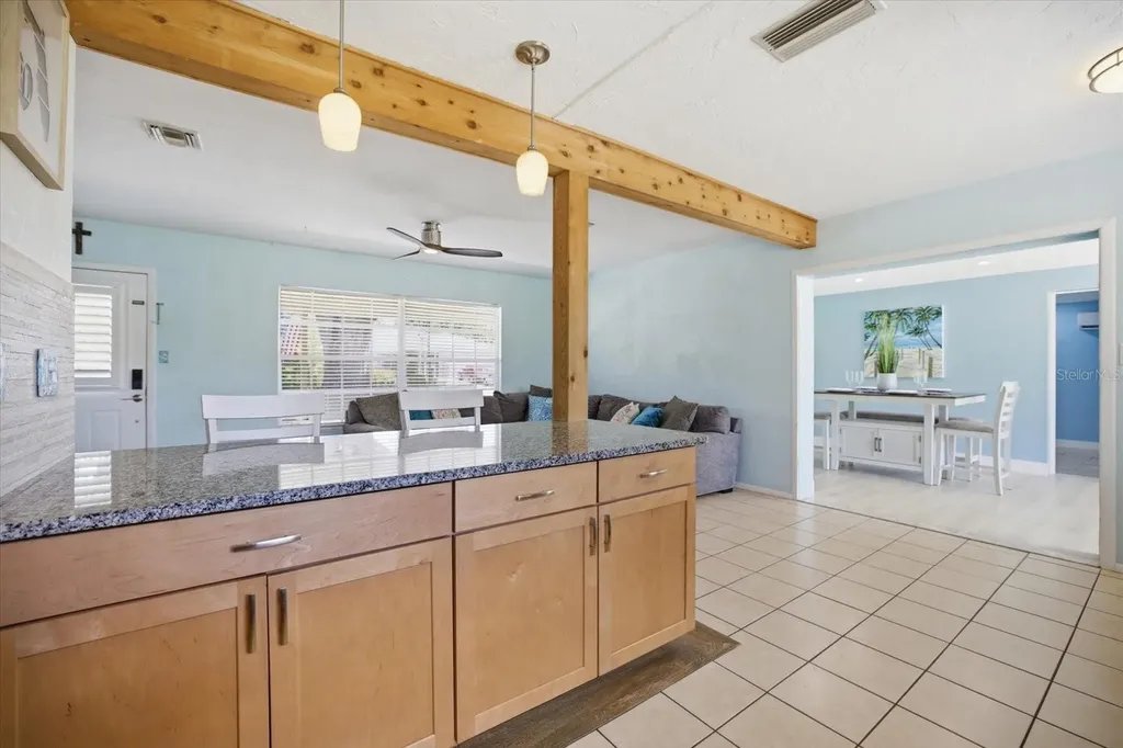 1212 Pineland Avenue Venice FL 34285