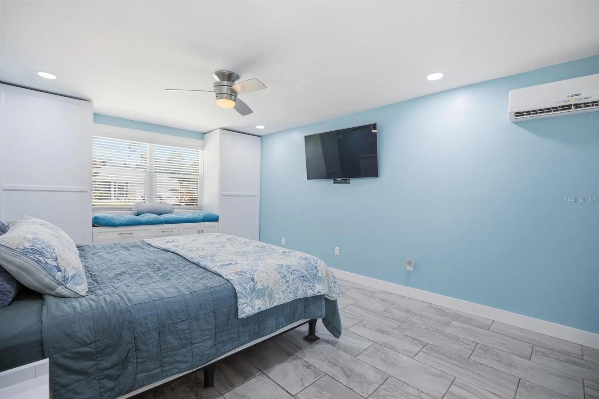 1212 Pineland Avenue Venice FL 34285