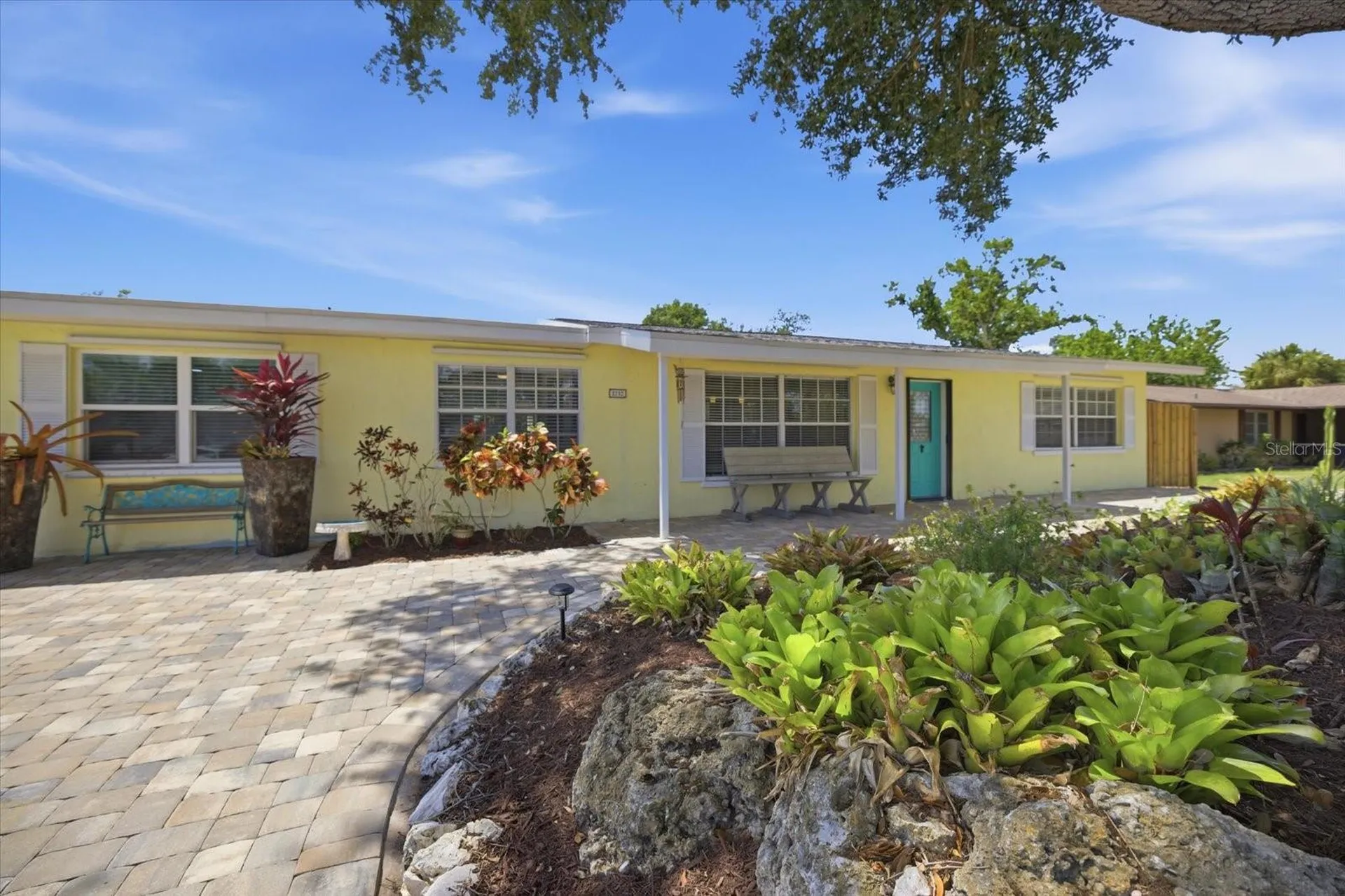 1212 Pineland Avenue Venice FL 34285