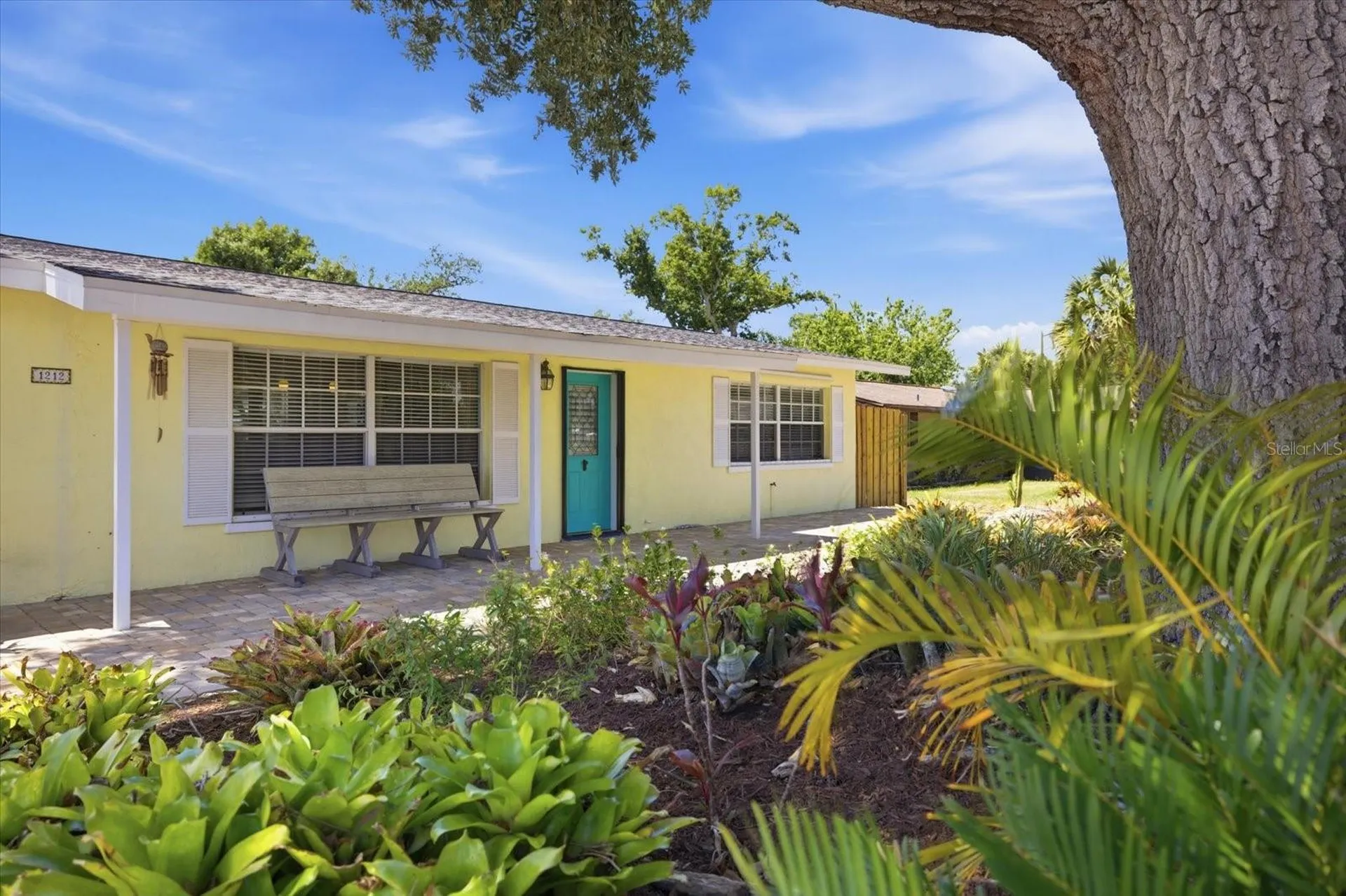 1212 Pineland Avenue Venice FL 34285