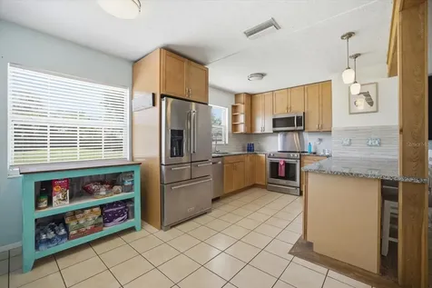 1212 Pineland Avenue Venice FL 34285