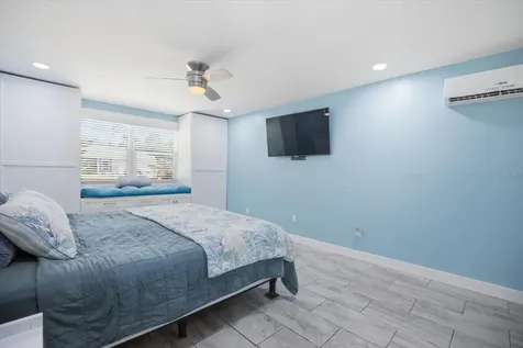 1212 Pineland Avenue Venice FL 34285