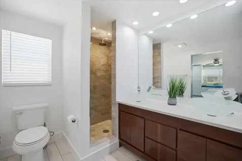 1212 Pineland Avenue Venice FL 34285