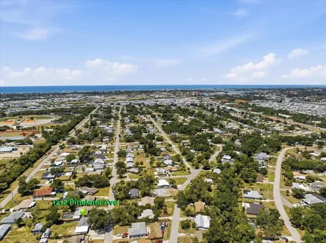 1212 Pineland Avenue Venice FL 34285