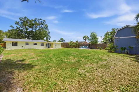 1212 Pineland Avenue Venice FL 34285