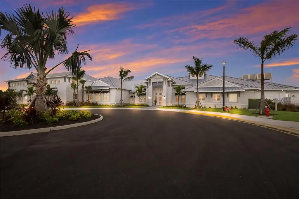 4913 Coastal Days Lane Lakewood Ranch FL 34211