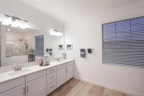4913 Coastal Days Lane Lakewood Ranch FL 34211