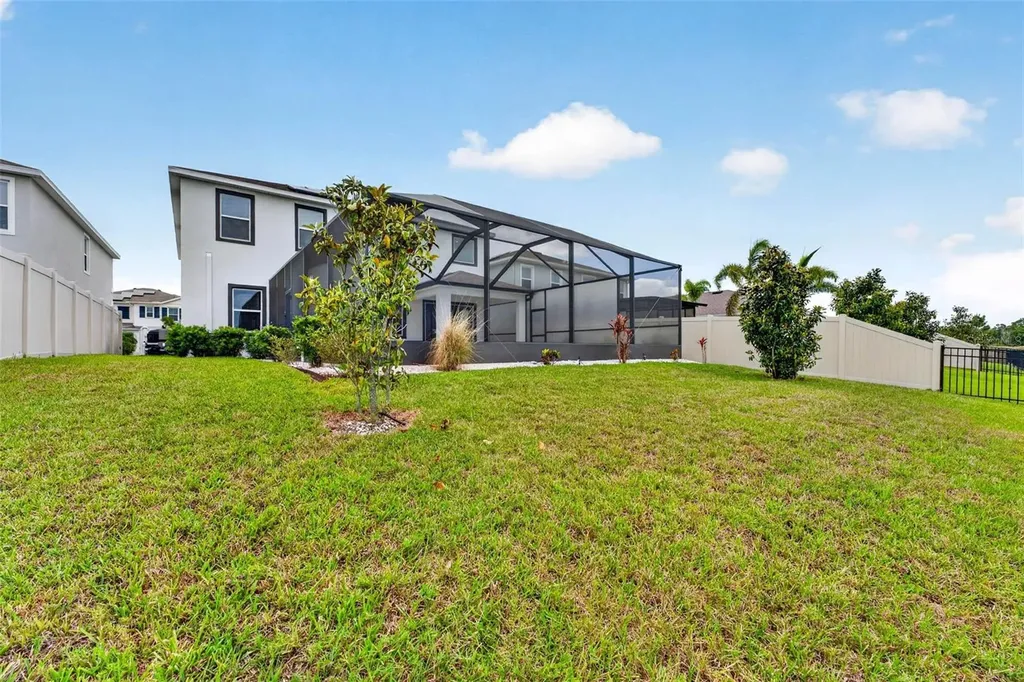 16946 Oval Rum Drive Wimauma FL 33598