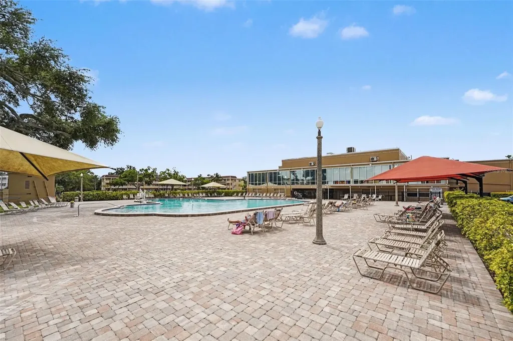 2449 Columbia Drive Clearwater FL 33763