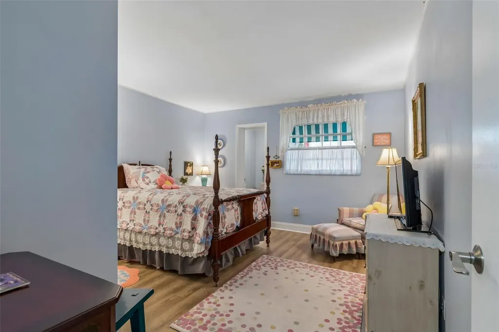 200 Glennes Lane Dunedin FL 34698
