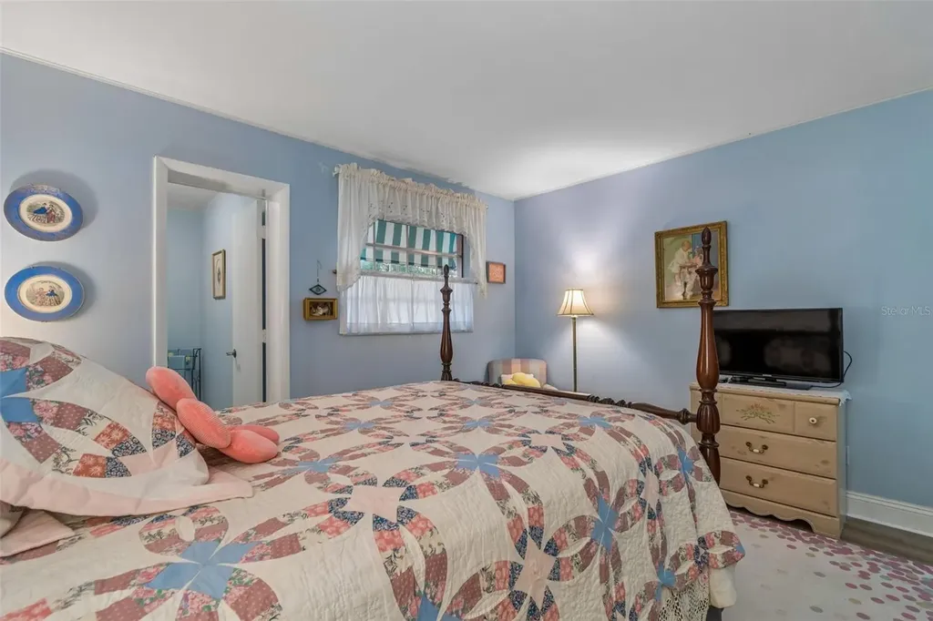 200 Glennes Lane Dunedin FL 34698
