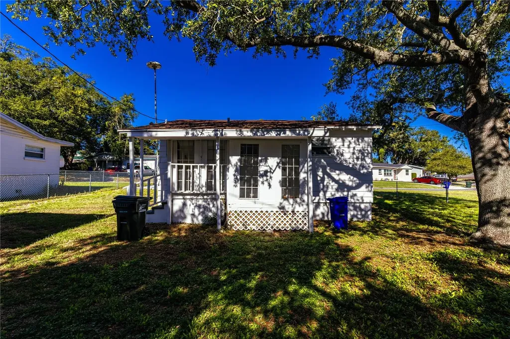 202 - 204 Orangeview Lane Lakeland FL 33803