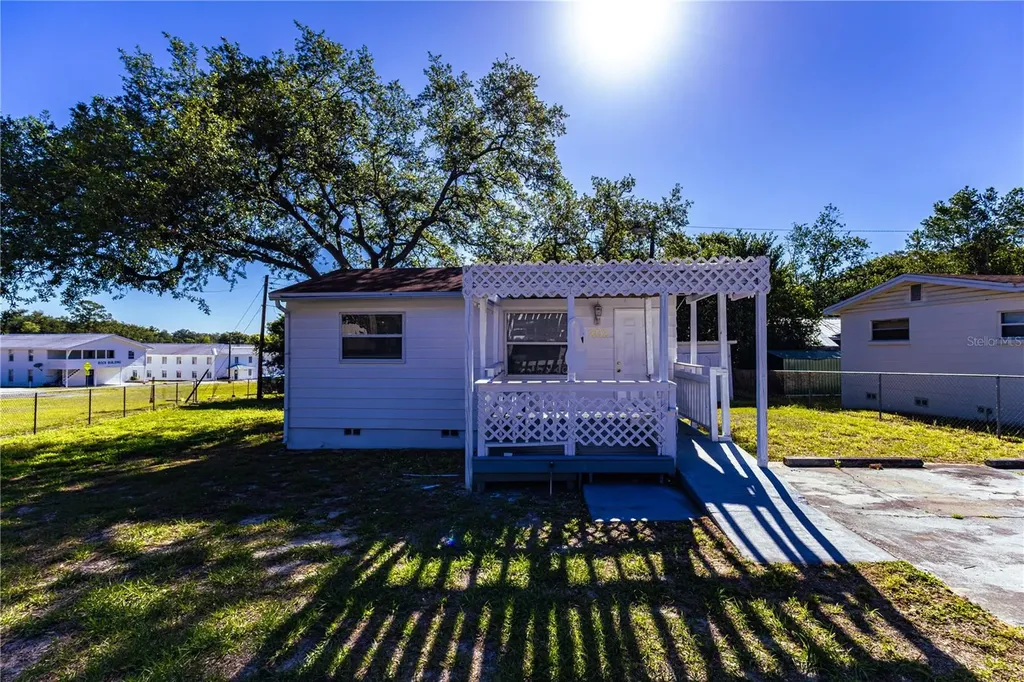 202 - 204 Orangeview Lane Lakeland FL 33803