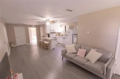202 - 204 Orangeview Lane Lakeland FL 33803