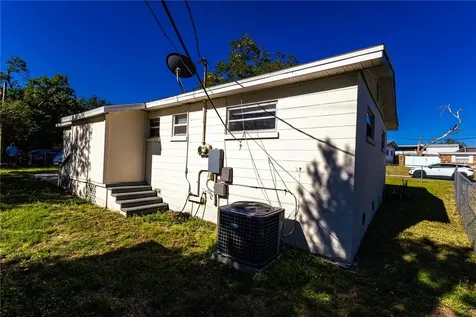 202 - 204 Orangeview Lane Lakeland FL 33803