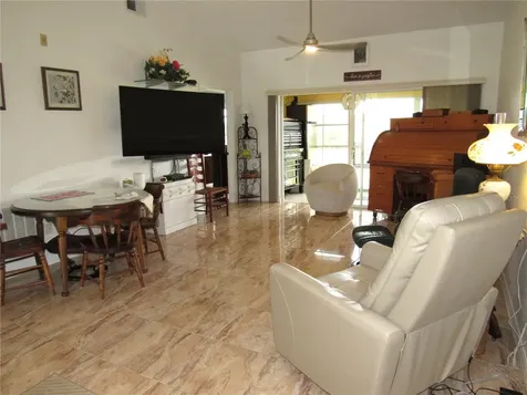 175 Kings Highway Punta Gorda FL 33983