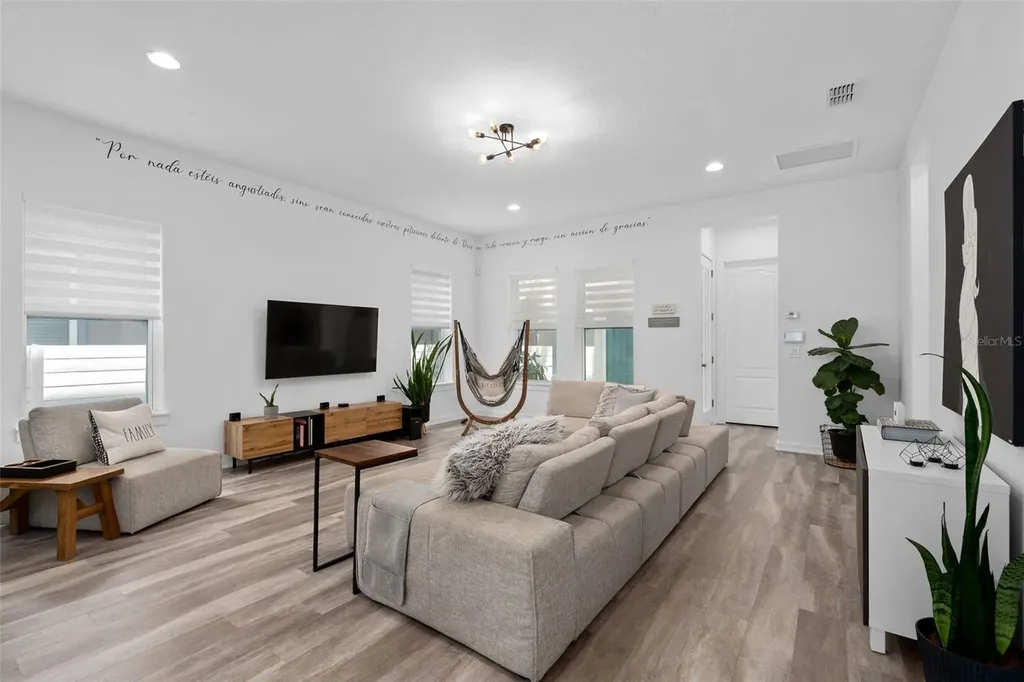 8820 Sperry Street Orlando FL 32827