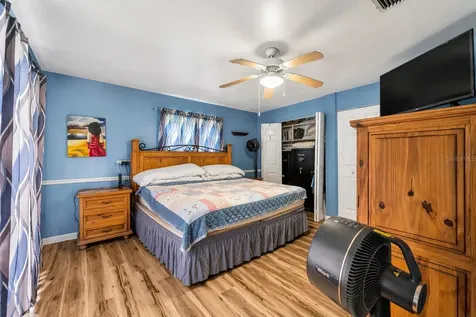 1336 E Lake Shore Boulevard Kissimmee FL 34744