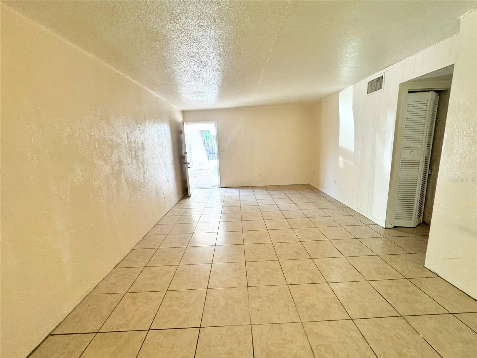 1229 Kennedy Road Daytona Beach FL 32117