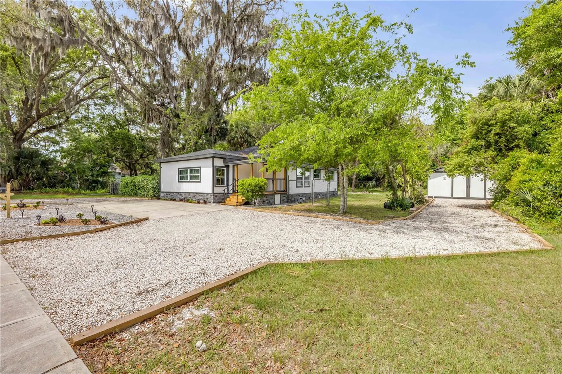 1956 Pioneer Trail New Smyrna Beach FL 32168