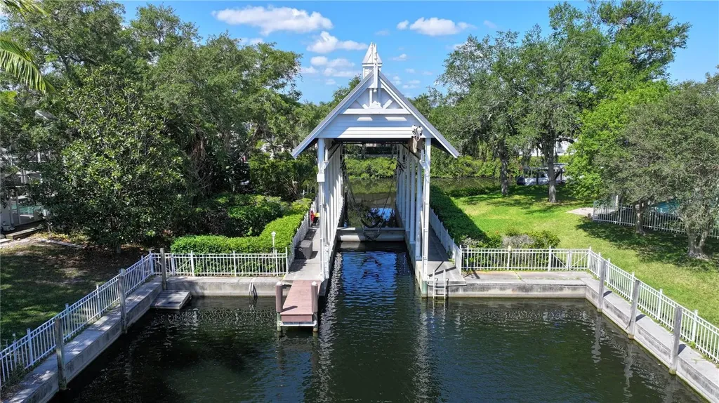 4748 Compass Drive Bradenton FL 34208