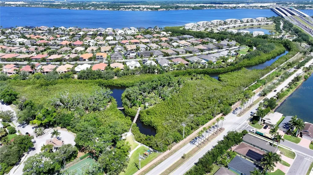 4748 Compass Drive Bradenton FL 34208