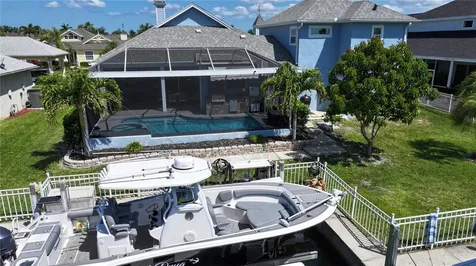 4748 Compass Drive Bradenton FL 34208