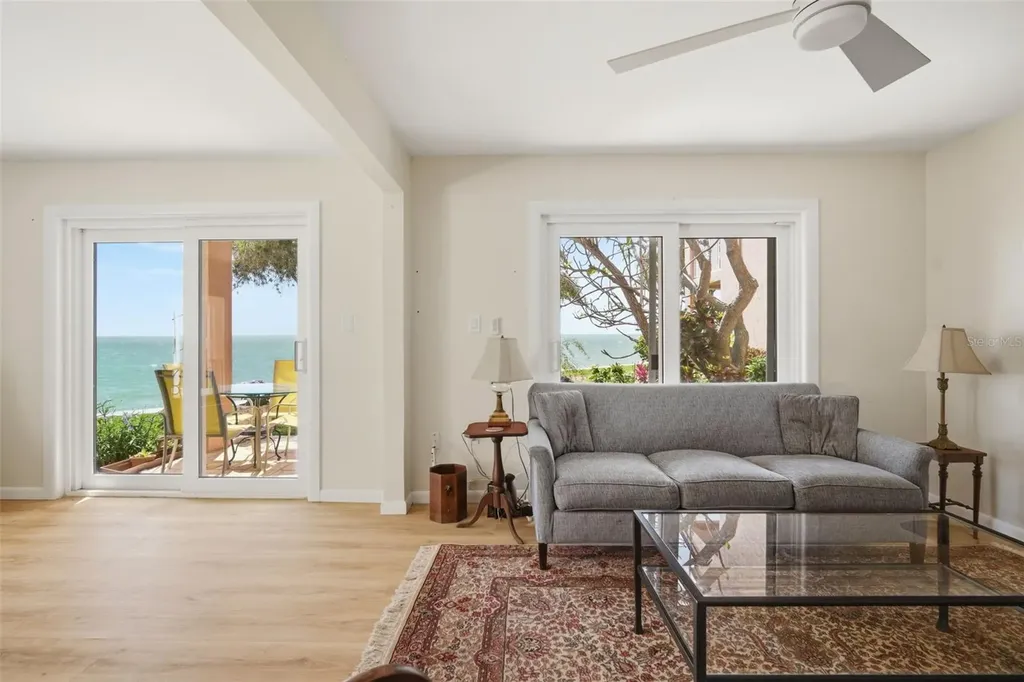 7400 Sunshine Skyway Lane S St Petersburg FL 33711