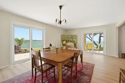 7400 Sunshine Skyway Lane S St Petersburg FL 33711