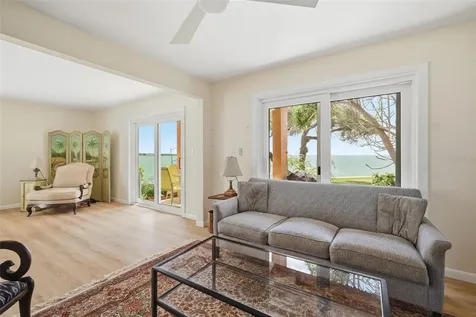 7400 Sunshine Skyway Lane S St Petersburg FL 33711