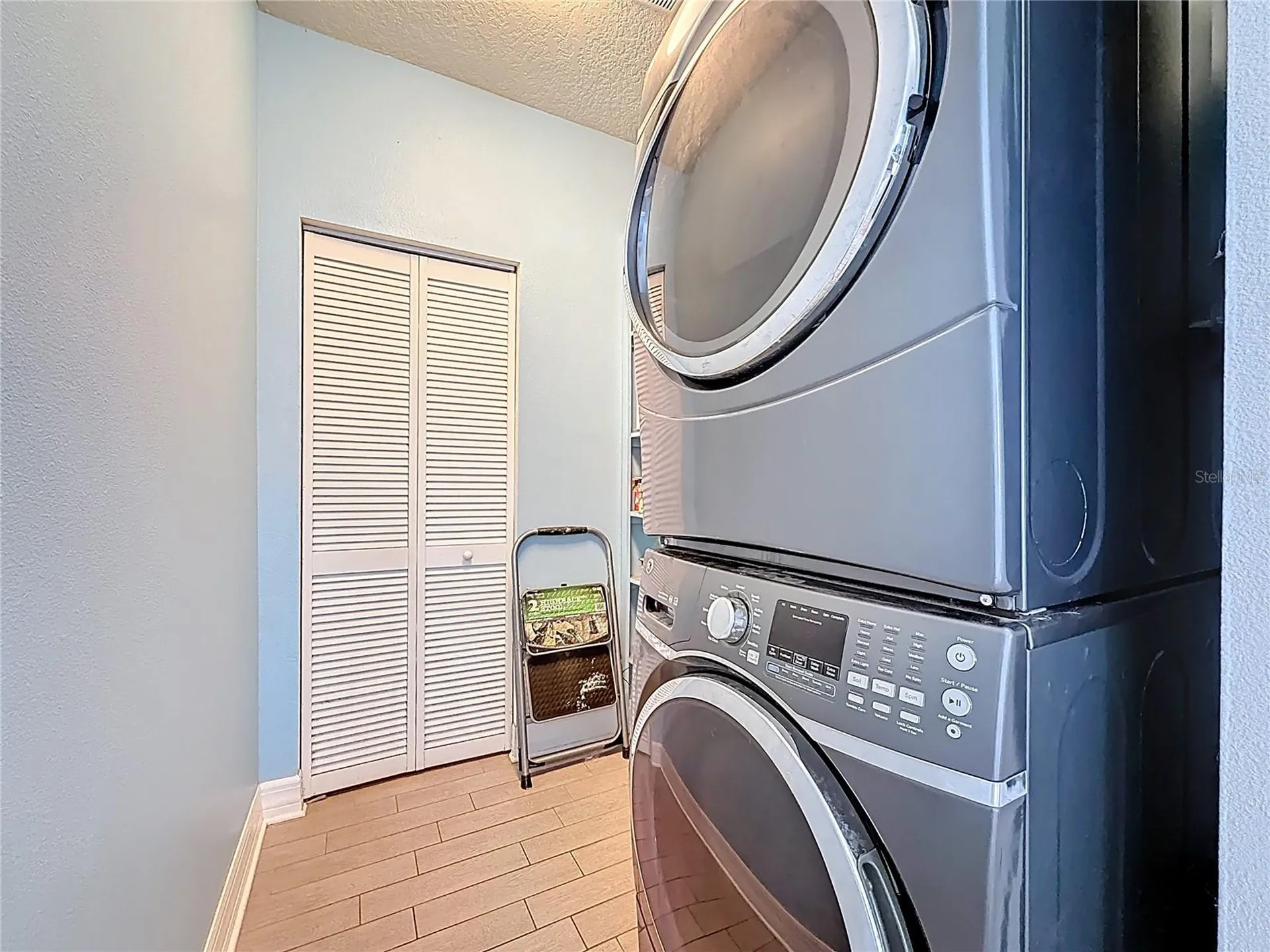 1590 Burns Drive Clearwater FL 33764