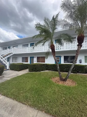 8220 112th Street Seminole FL 33772